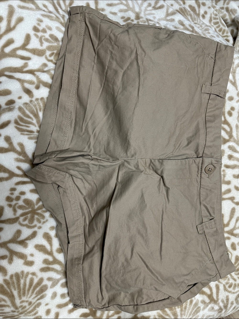 Magellan Outdoors Taupe Flat-Front Women's Shorts